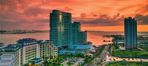 有旅游专列游新疆吗（专列游新疆累不累）